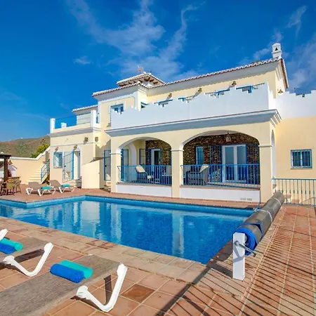 Ladera Mar By Vila